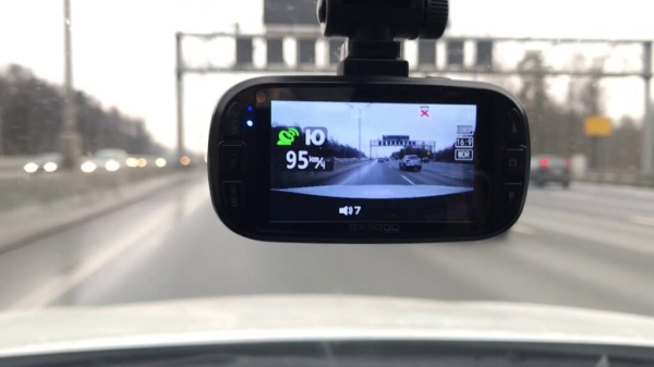 Рейтинг лучших видеорегистраторов с GPS-информатором на 2025 год Рейтинг лучших видеорегистраторов с GPS-информатором на 2025 год